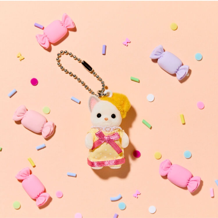 Sylvanian Families - Keychain Baby Chihuahua Yellow Dress