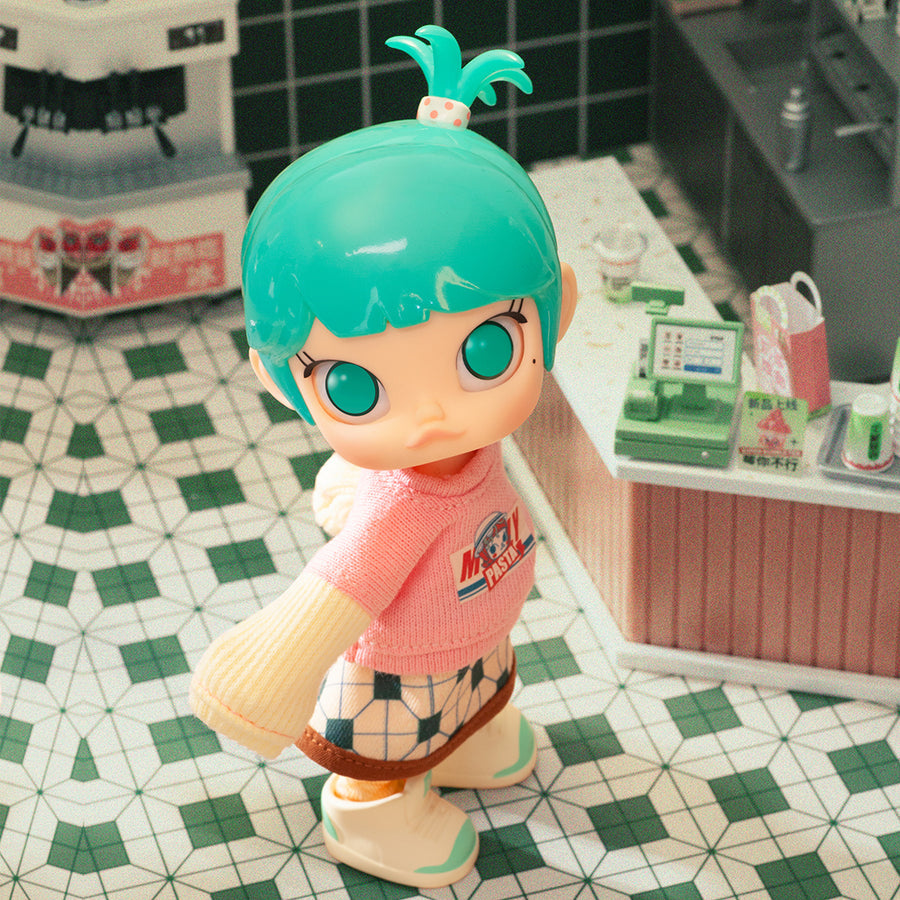 POP MART Molly Little Foodie BJD Action Figure