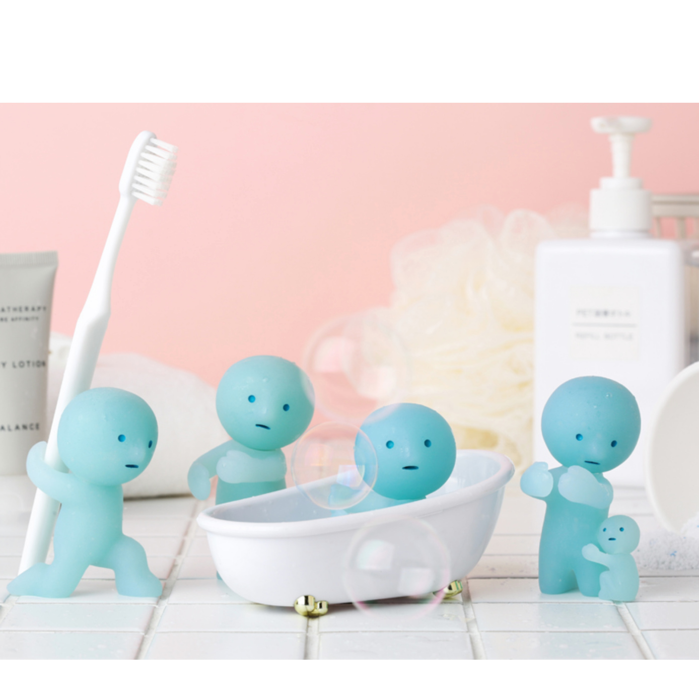 Smiski - Toothbrush Holder Hugging Figure