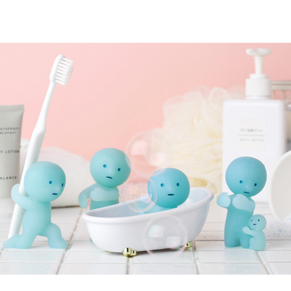 Smiski - Toothbrush Holder Hugging Figure