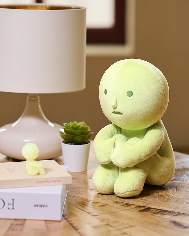 Smiski - Plush (Hugging Knees)