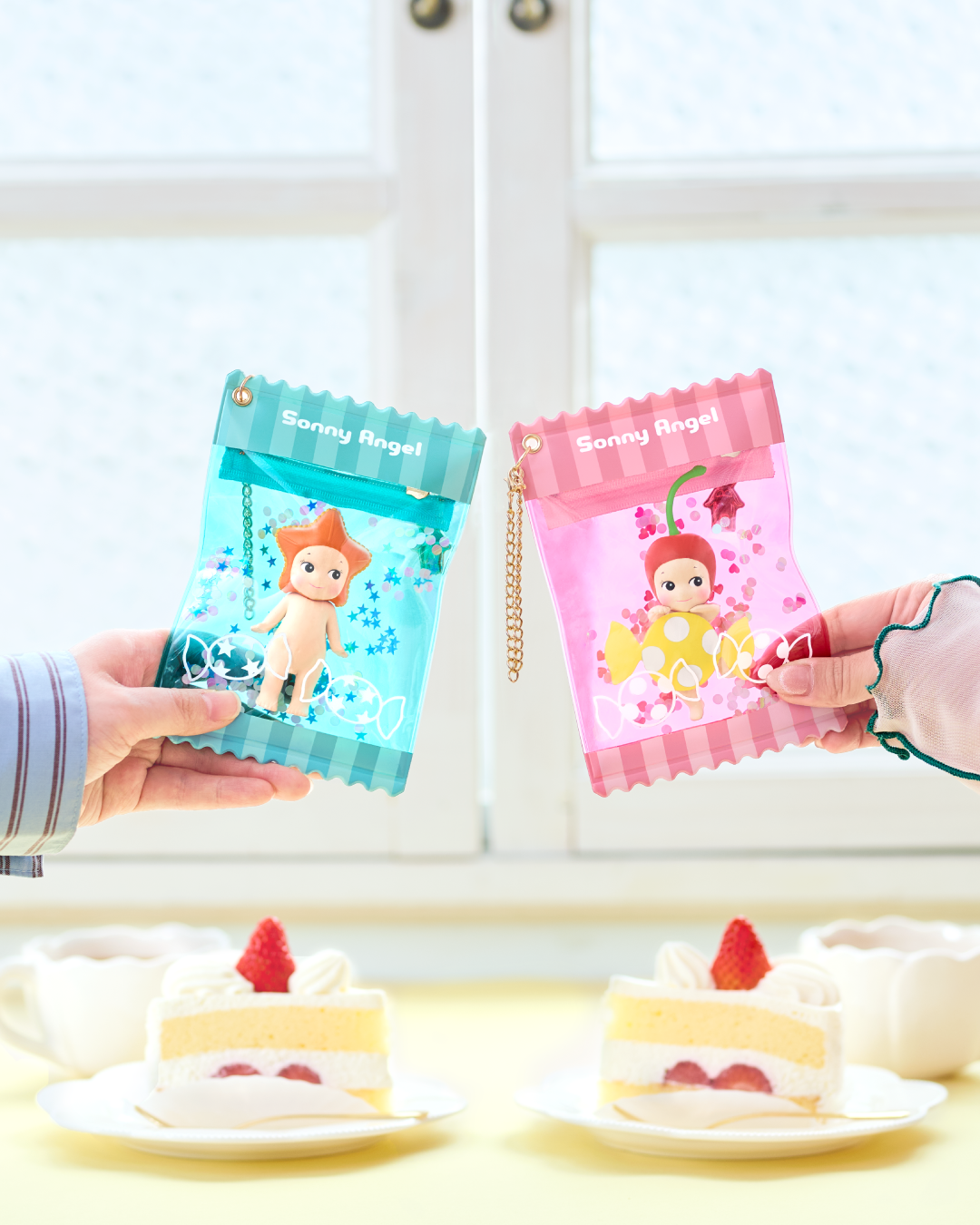 Sonny Angel candy-style display pouch keychains, kawaii transparent PVC bags for collectible dolls, perfect for sharing and gifting