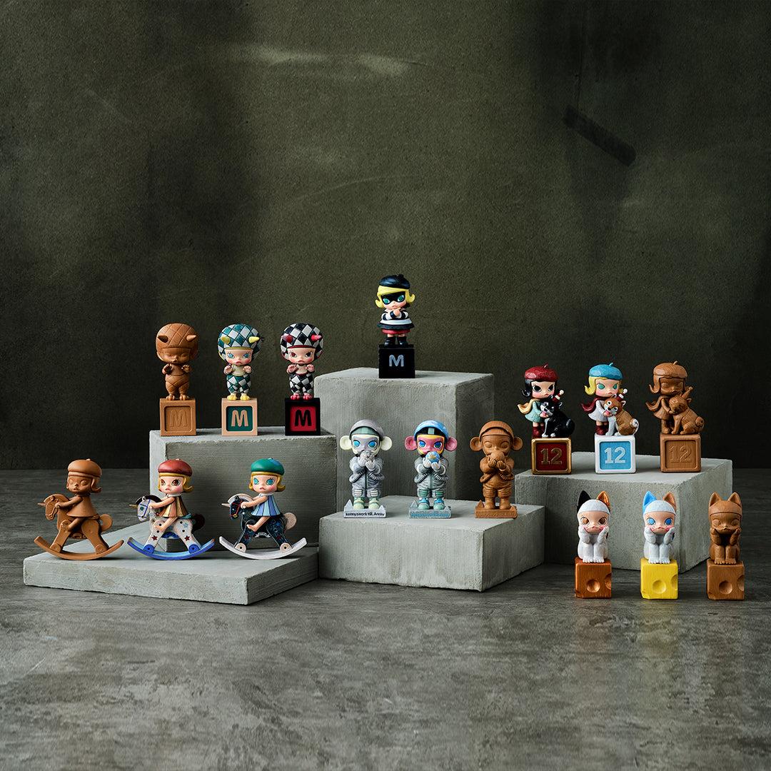 POP MART Molly Anniversary Statues Classical Retro Series Blind Box