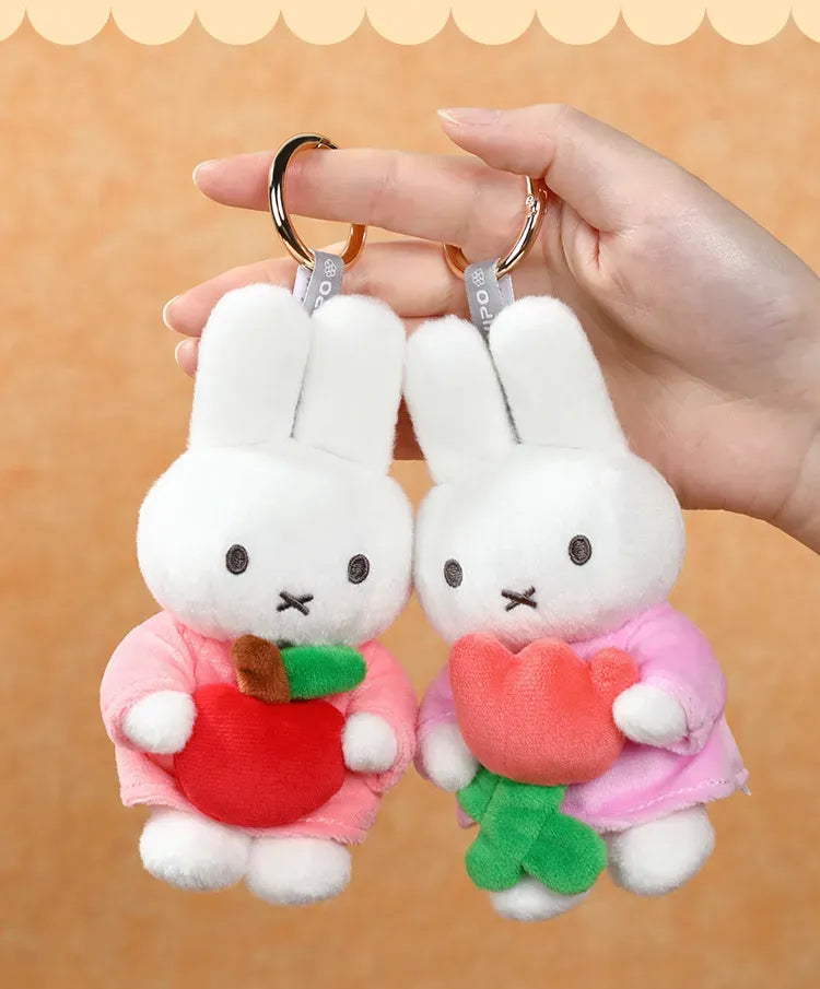 VIPO x Miffy Hug Series Pendant Doll (Miffy Pendant Apple)