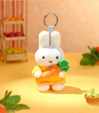 VIPO x Miffy Hug Series Pendant Doll (Miffy Pendant Carrot)