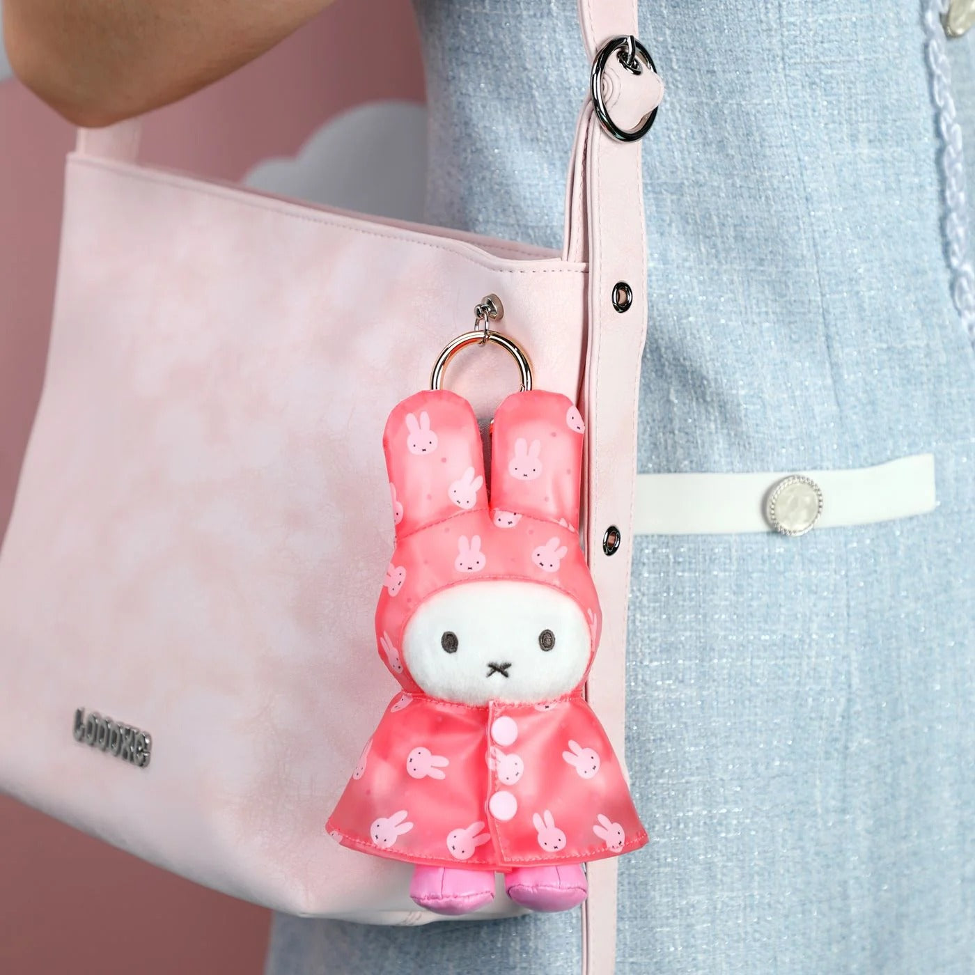 VIPO x Miffy Raincoat Keychain Blind Box – X-Playground