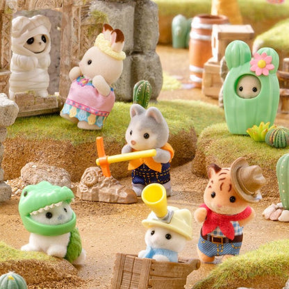 Sylvanian Families - New Baby Collection Baby Adventure Series Blind Bag